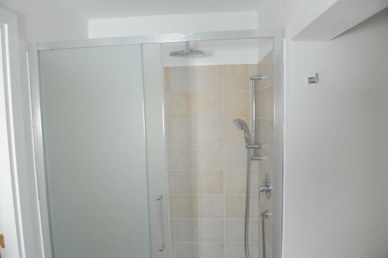 לינה וארוחת בוקר ג'ינוזה Contrada Cappuccini מראה חיצוני תמונה